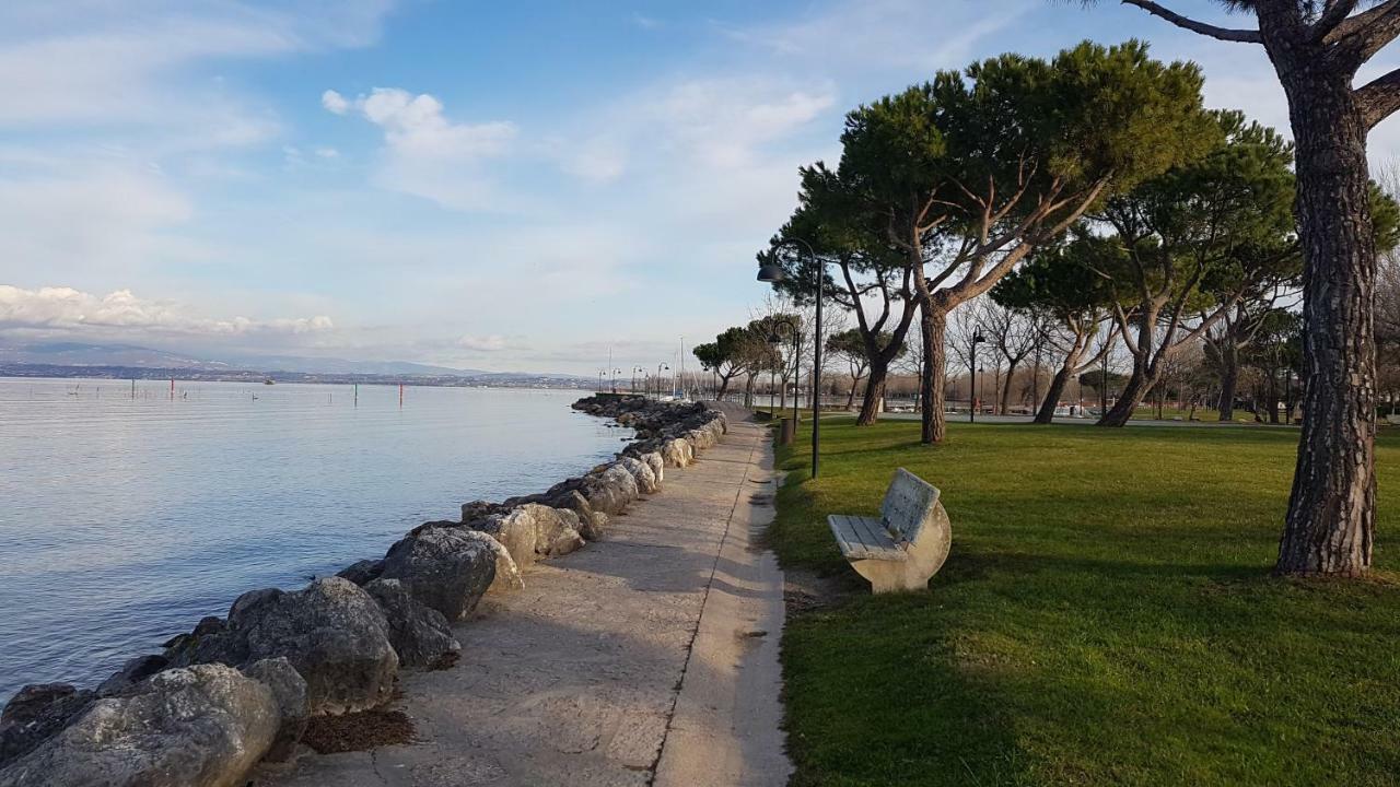 Villa Villacolle Sirmione Buitenkant foto