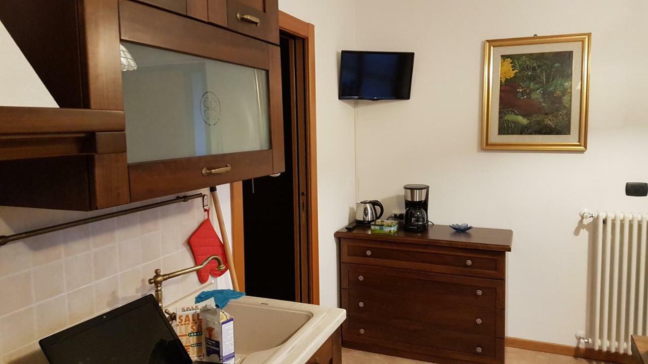 Villa Villacolle Sirmione Buitenkant foto