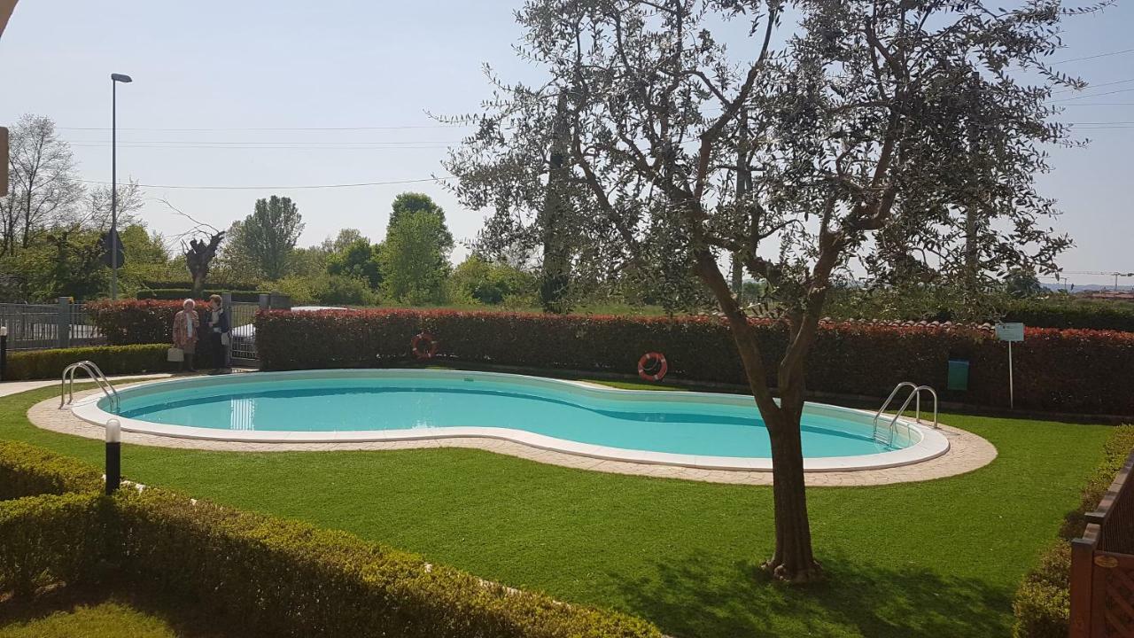 Villa Villacolle Sirmione Buitenkant foto